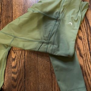 Zyia active leggings